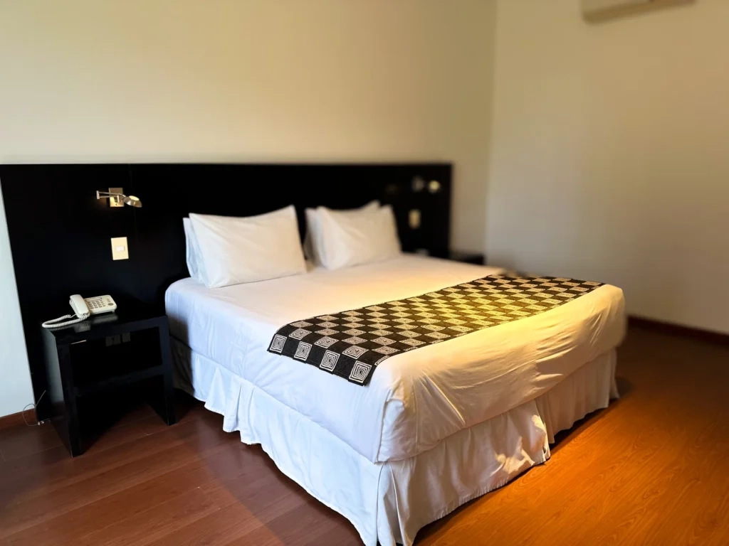 dormitorio_cama_casa_del_sol.webp