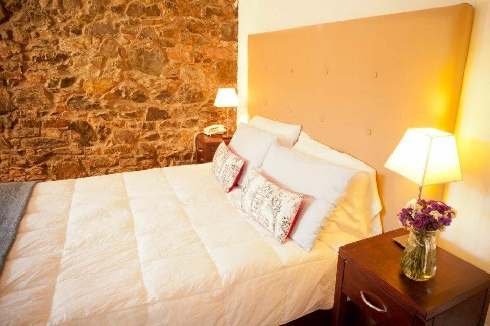 dormitorio_cama_matrimonial_la_mision.webp