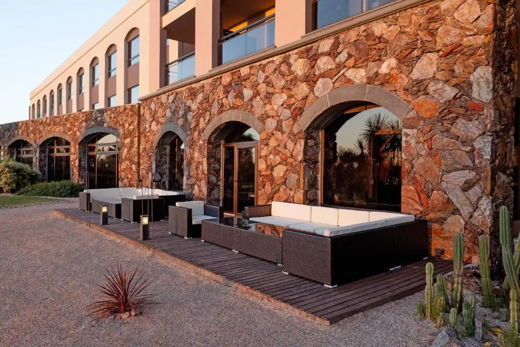 living_exterior_colonia_golf_spa_resort.webp
