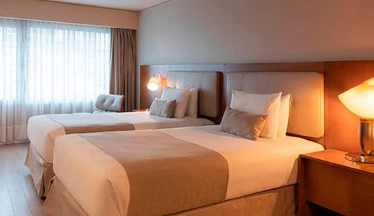 dormitorio_camas_individuales_mesas_de_luz_dazzler_montevideo.webp