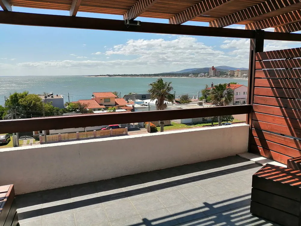 balcon_hotel_ricadi.webp