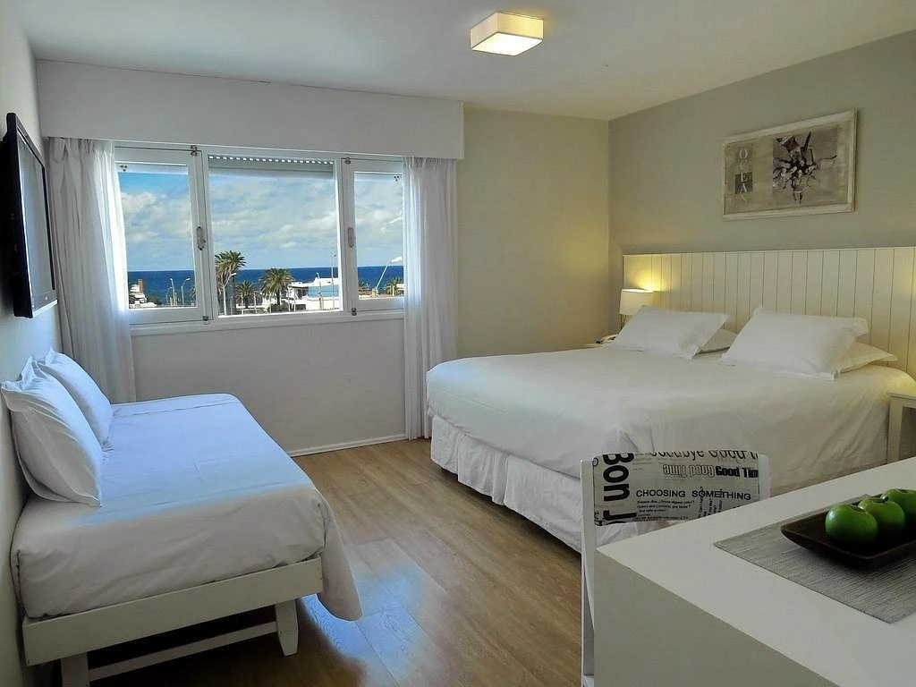 dormitorio_sillon_boutique_hotel.webp