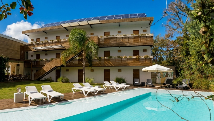 Live Boutique Hotel 